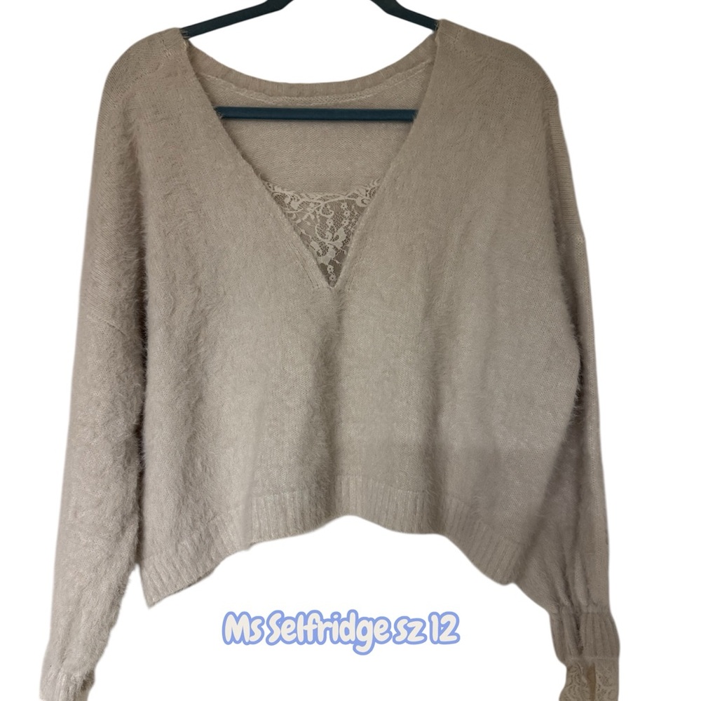 Miss Selfridge Women's Beige V-Neck Sweater